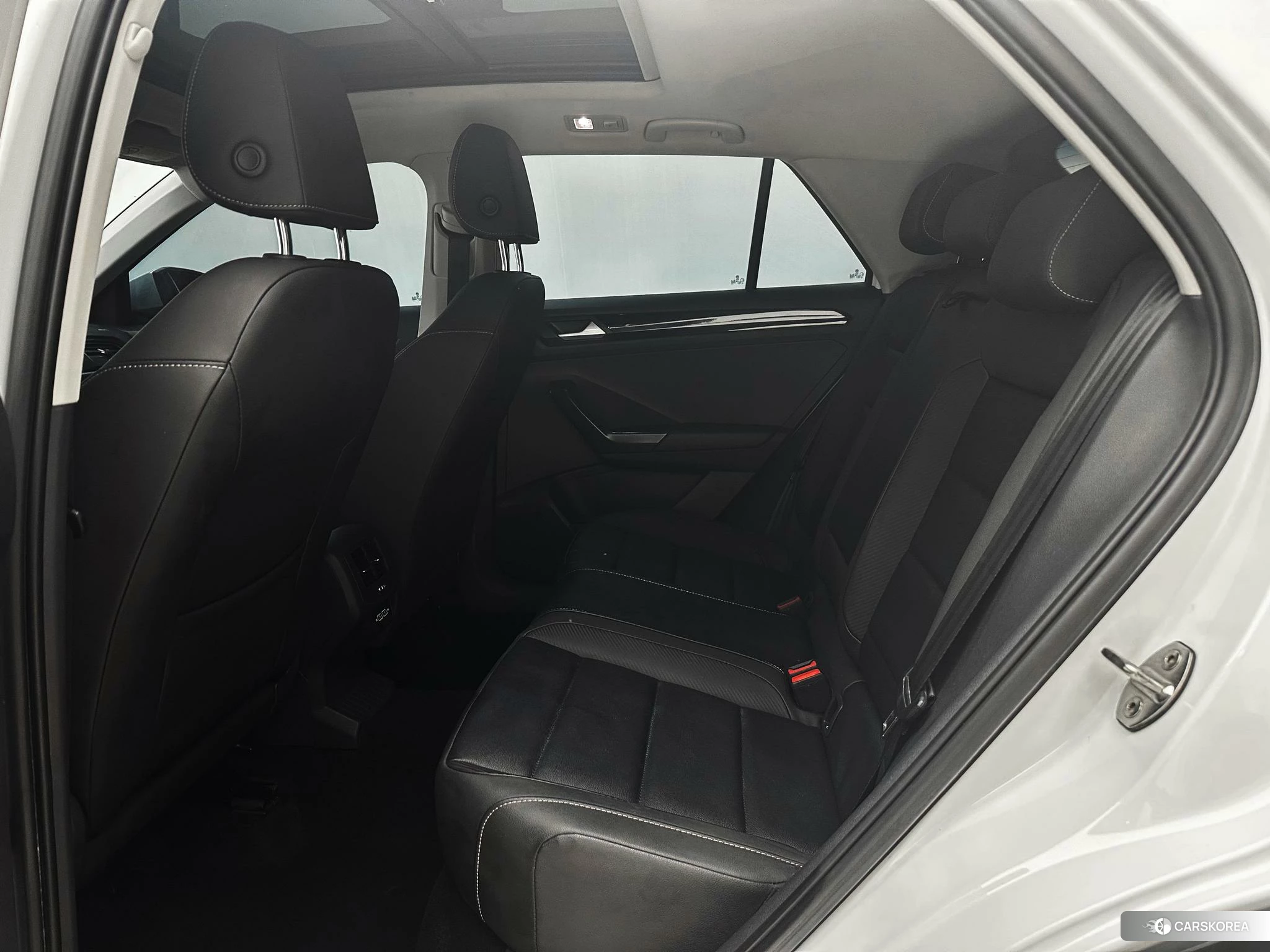 Volkswagen T-Roc id 4510400 из Китая 20