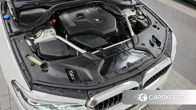 BMW 5 Series (G30) id 4781232 из Кореи 28