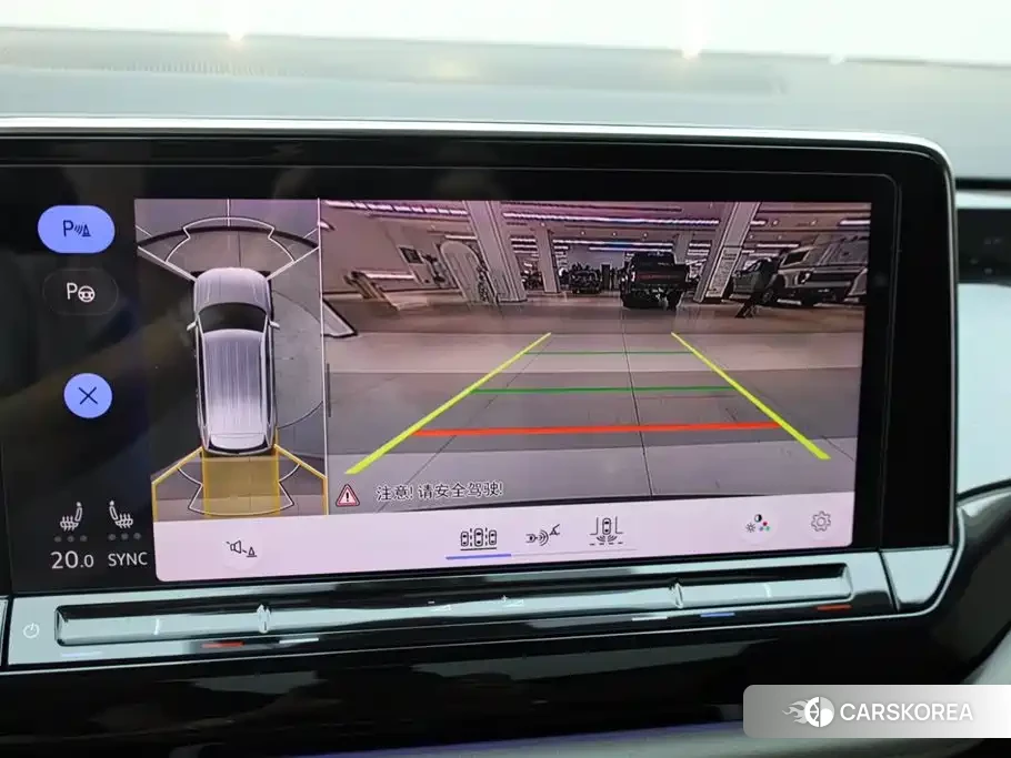 Volkswagen Touareg id 4599557 из Китая 26