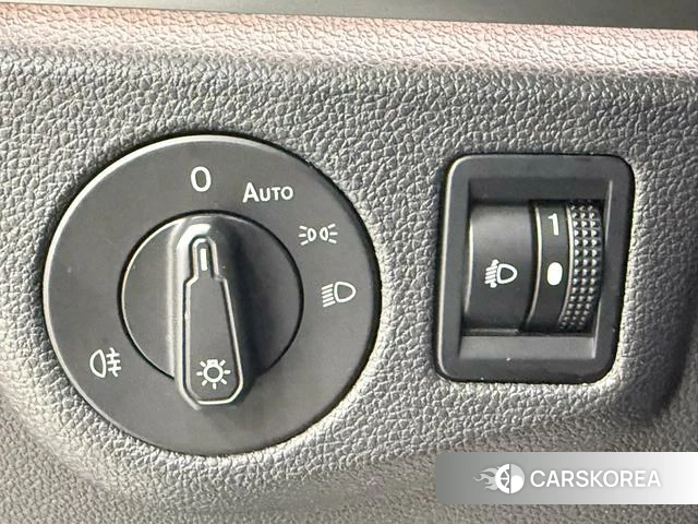 Volkswagen Lavida id 4278603 из Китая 17