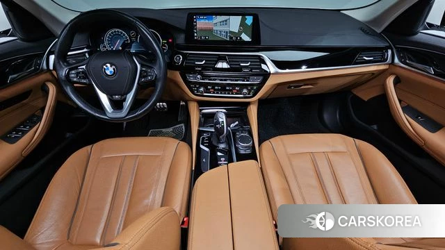 BMW 5 Series (G30) id 3936947 из Кореи 16