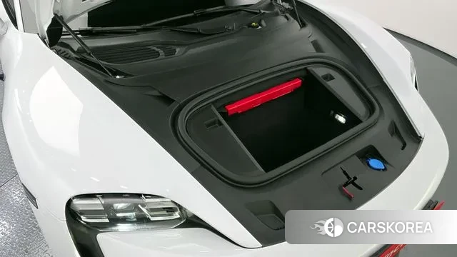 Porsche Taycan id 3279554 из Кореи 16