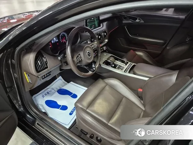 Kia Stinger id 3737106 из Кореи 16