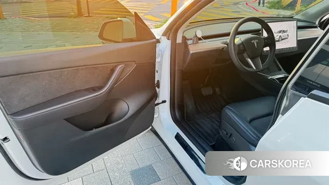 Tesla Model Y id 3400965 из Кореи 9