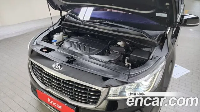 Kia The New Carnival id 2504464 из Кореи 16