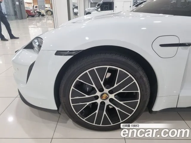 Porsche Taycan id 2669194 из Кореи 14