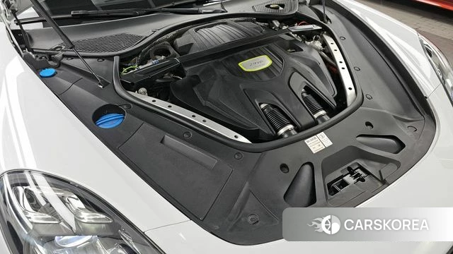 Porsche Panamera (971) id 4317587 из Кореи 16