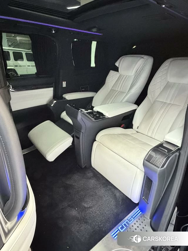 Lexus LM id 4336316 из Китая 11
