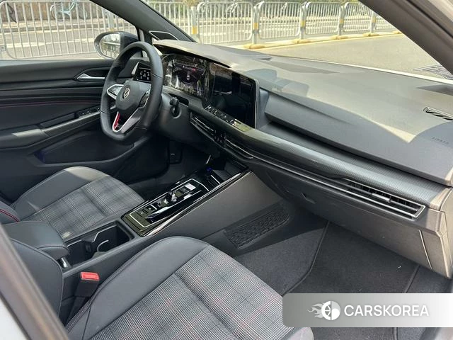 Volkswagen Golf GTI id 4261552 из Китая 8
