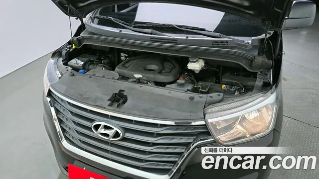 Hyundai The New Grand Starex id 2876345 из Кореи 16