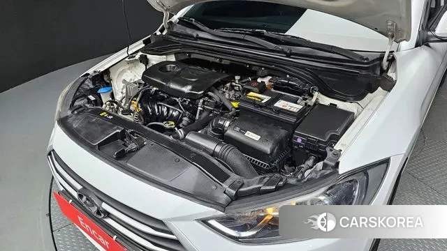 Hyundai Avante AD id 3145023 из Кореи 16