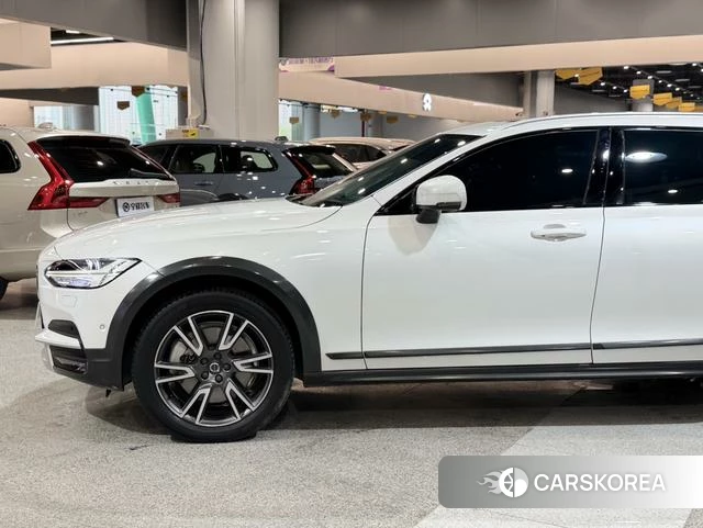Volvo V90 id 4241389 из Китая 27