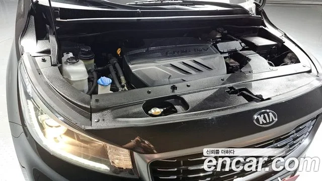 Kia The New Carnival id 2881809 из Кореи 16