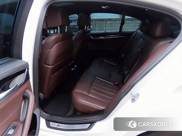 BMW 5 Series (G30) id 3007712 из Кореи 16