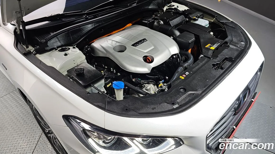 Hyundai Grandeur IG Hybrid id 1748231 из Кореи 16