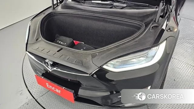 Tesla Model X id 3292030 из Кореи 16