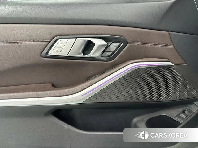 BMW 3 series id 4265516 из Китая 11