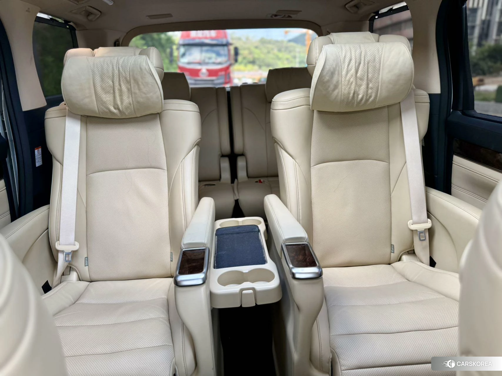 Toyota Alphard id 4510799 из Китая 16
