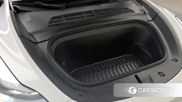 Tesla Model Y id 3217469 из Кореи 16