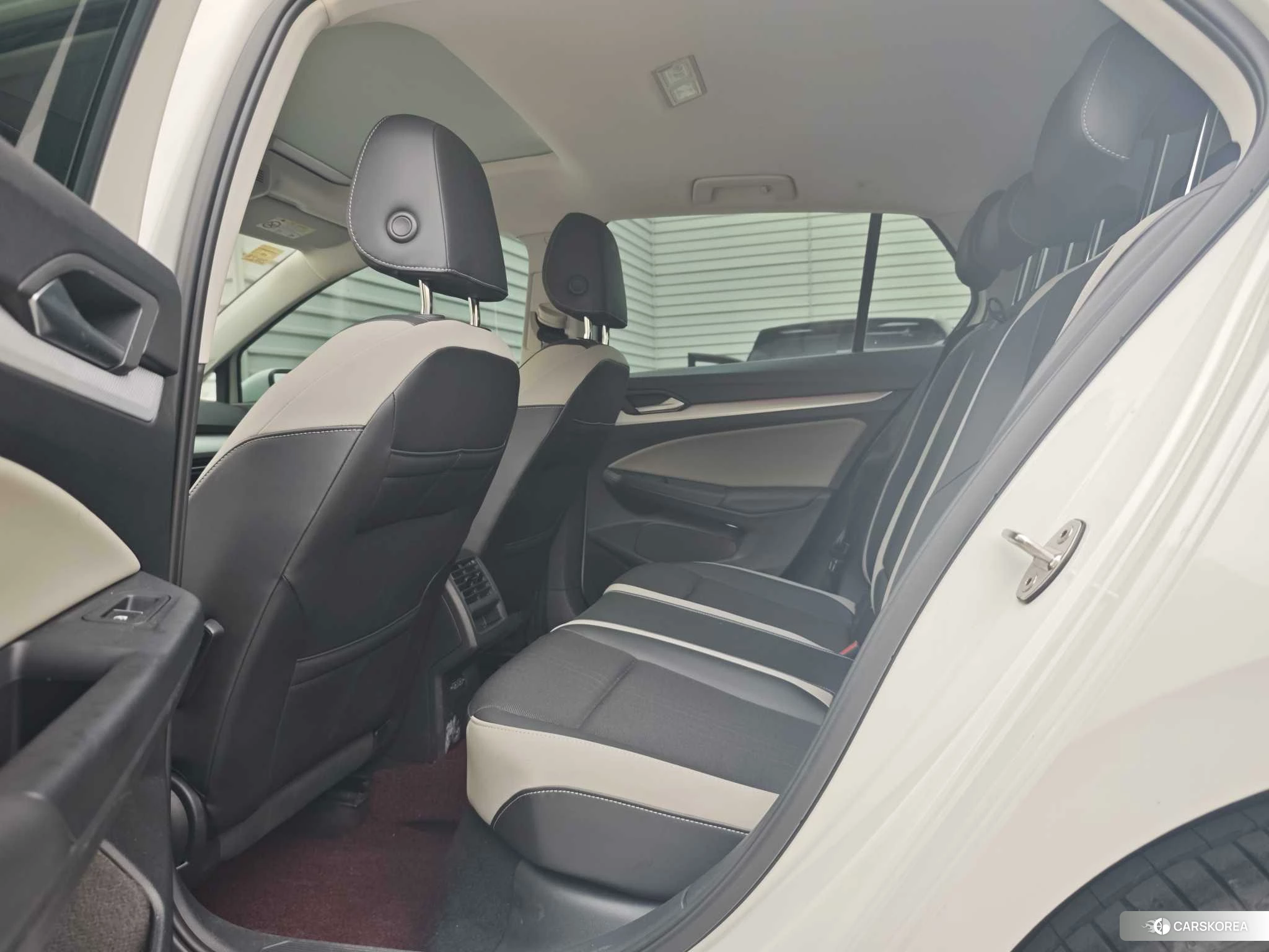 Volkswagen Golf id 4455244 из Китая 11