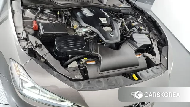 Maserati Ghibli id 3672926 из Кореи 16