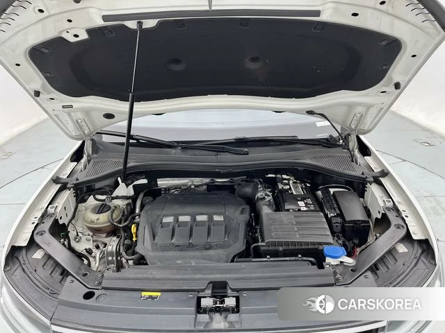 Volkswagen Tiguan L id 4392040 из Китая 24