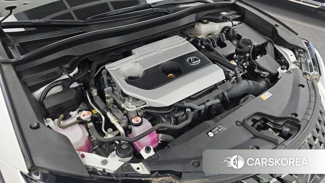 Lexus UX250h id 4463401 из Кореи 26