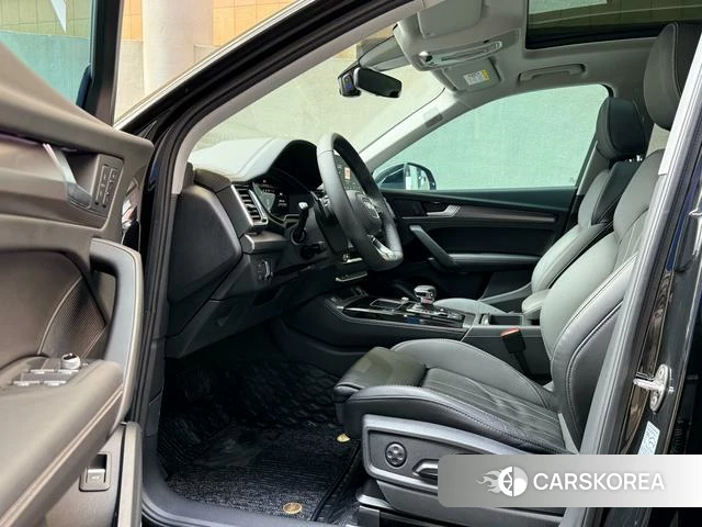 Audi Q5L id 4254628 из Китая 7
