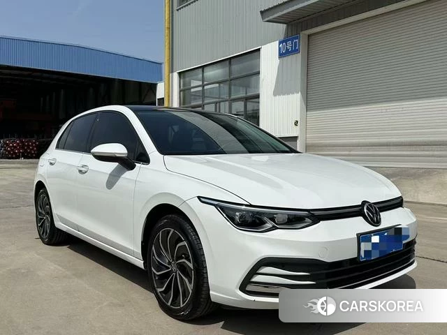 Volkswagen Golf 2024 Белый из Китая, фото 6