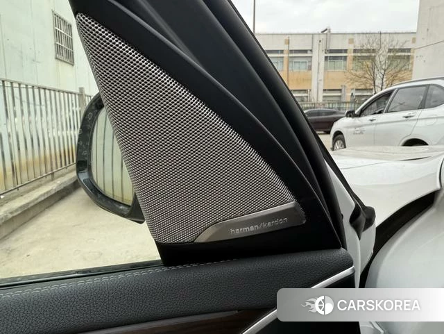 BMW X3 id 4264846 из Китая 12