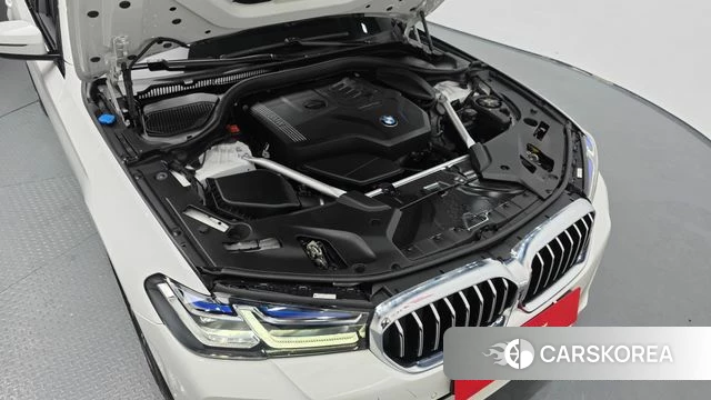 BMW 5 Series (G30) id 4354610 из Кореи 30