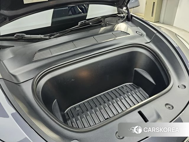 Tesla Model Y id 4691760 из Кореи 16