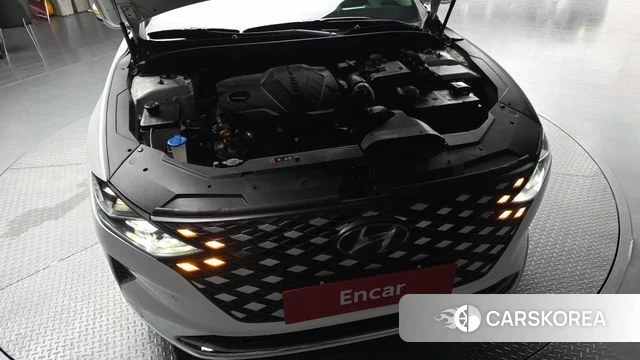 Hyundai The New Grandeur IG id 4631365 из Кореи 30