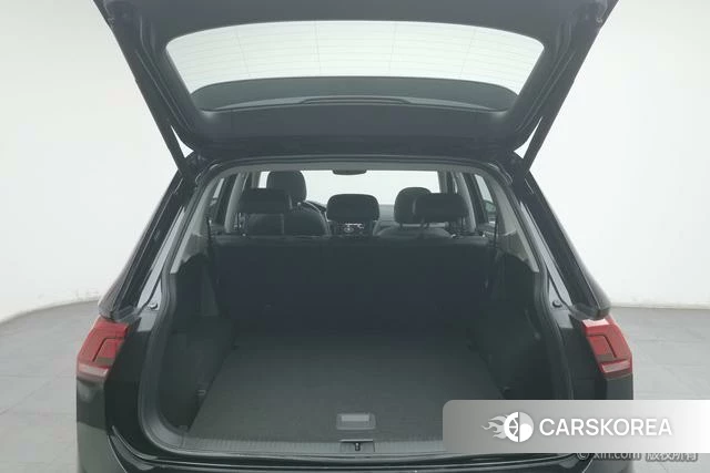 Volkswagen Tiguan L id 4290706 из Китая 20