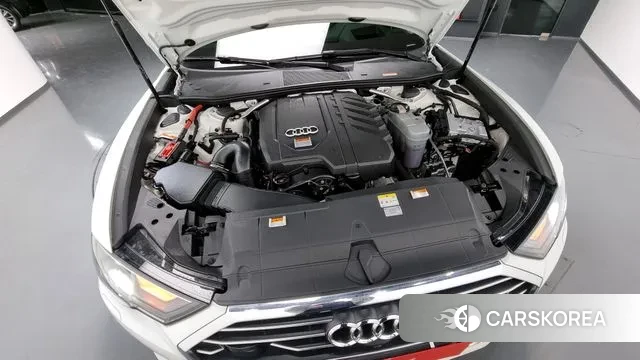 Audi A6 (C8) id 3360307 из Кореи 16