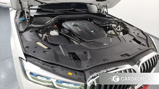 BMW 7 Series (G11) id 3391295 из Кореи 16