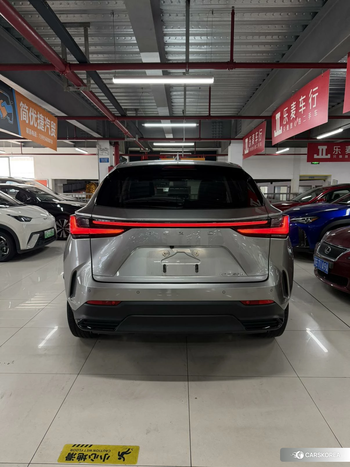 Lexus NX id 4413314 из Китая 13