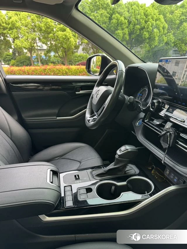 Toyota Highlander id 4277097 из Китая 8