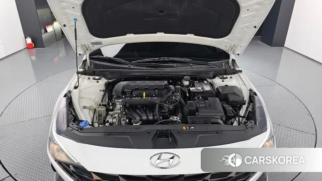 Hyundai Avante (CN7) id 3384395 из Кореи 16