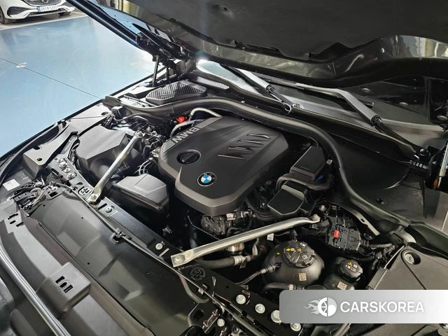 BMW 5 Series (G60) id 3952557 из Кореи 14