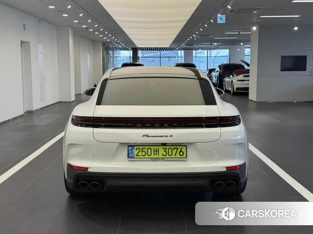 Porsche Panamera (976) 2024 Белый из Кореи, фото 6