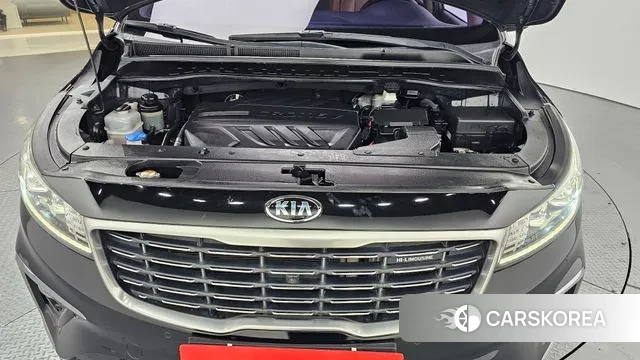 Kia The New Carnival id 3687553 из Кореи 16