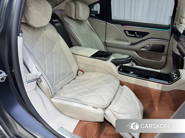 Mercedes-Benz Maybach S-class id 4259963 из Китая 8