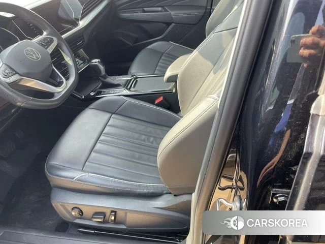 Volkswagen Passat id 4314165 из Китая 22