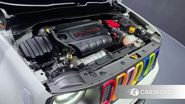 Jeep Renegade id 3432923 из Кореи 16