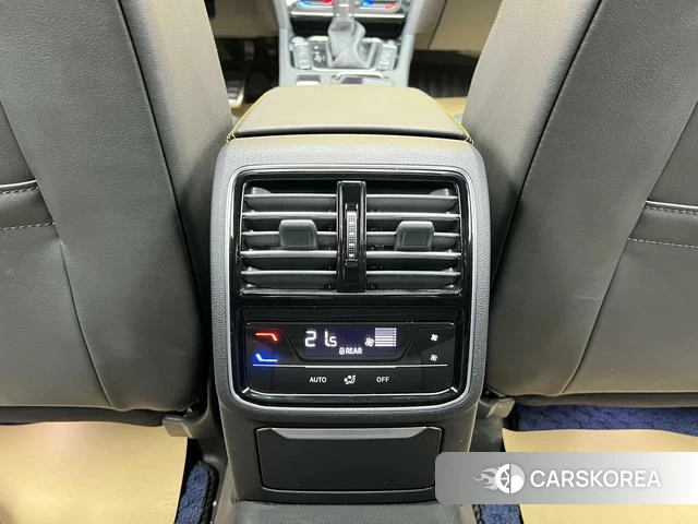 Volkswagen CC id 4257816 из Китая 28