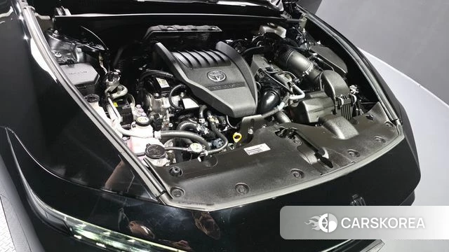 Toyota Crown Crossover id 3940522 из Кореи 16