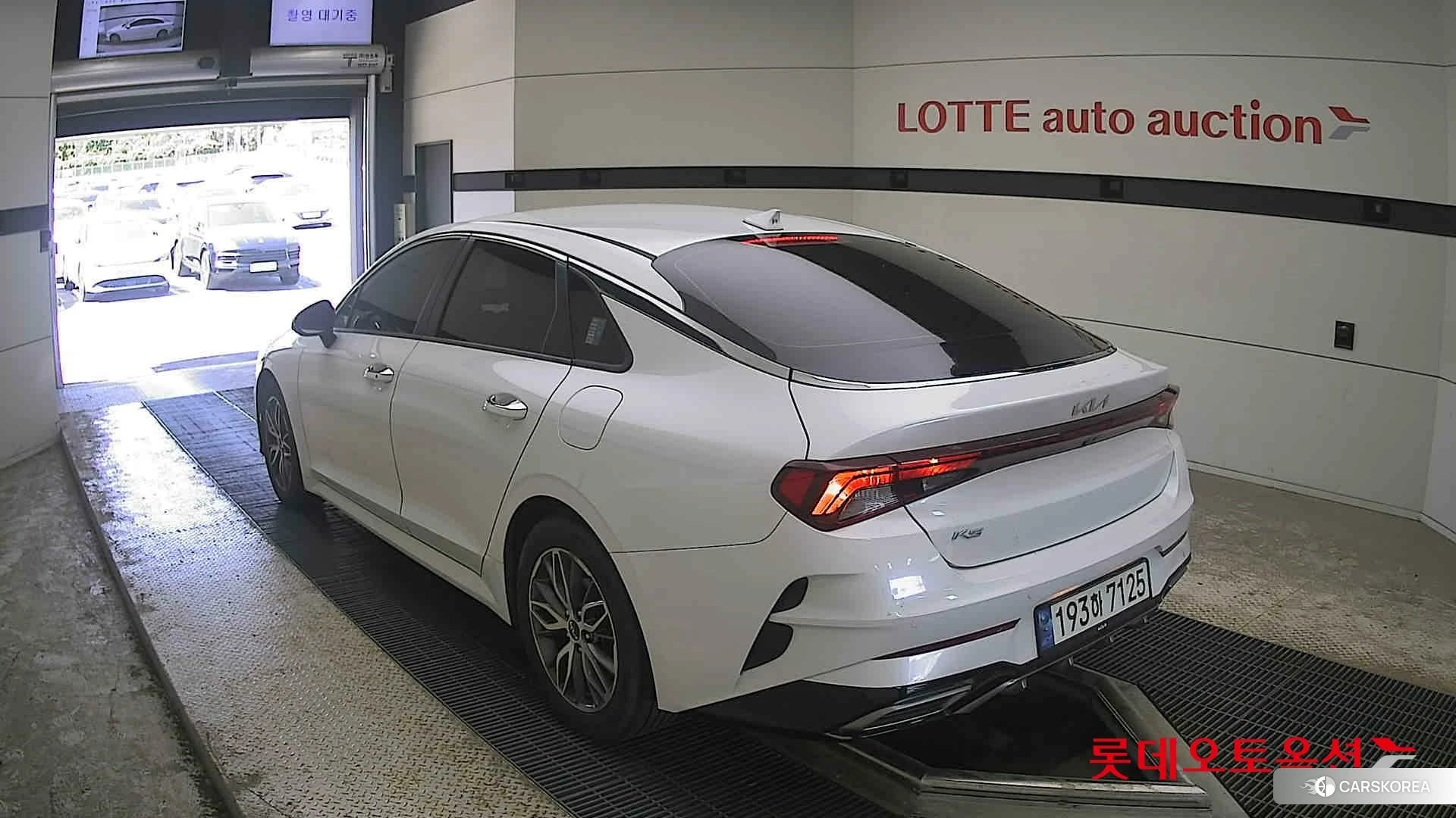 Kia K5 id 4296871 из Кореи 32