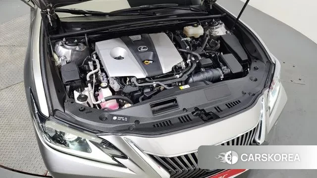 Lexus ES300h 7th generation id 3045197 из Кореи 16