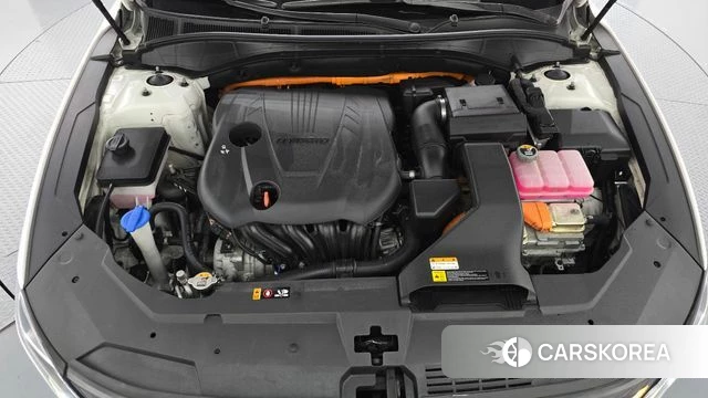Hyundai The New Grandeur IG Hybrid id 4922572 из Кореи 35
